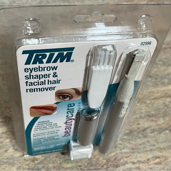 New Beauty Care Trim eyebrow shaped and facial hair remover - Picture 5 of 9